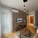 Mona * Banja Luka
