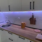 Mona Apartment *